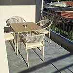 K & V Apartment *